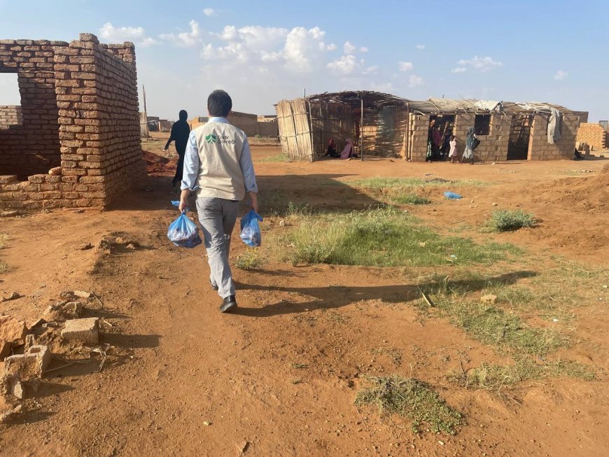 Afrika Sudan’da 100 Adet Kurban Kesip İhtiyaç Sahiplerine Dağıttık